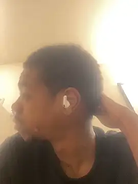 huhgtr online show from December 3, 2025, 3:54 pm