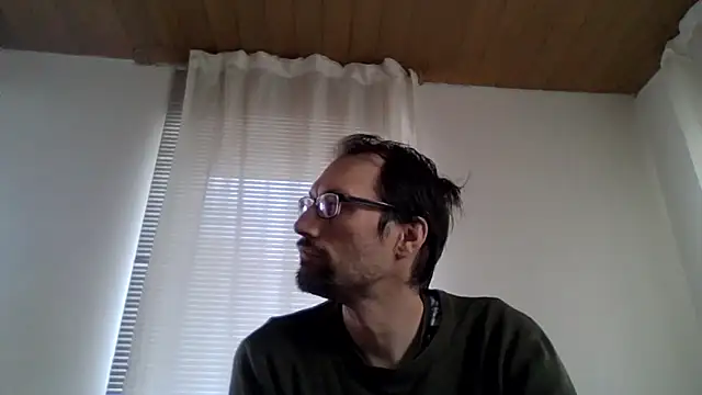 XLBarehengst online show from September 29, 2025, 7:13 am