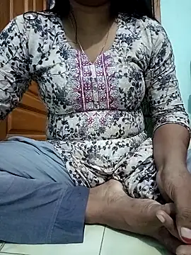 Snapshot of Rina-2 chatting on September 23, 2025, 1:47 pm Rina-2 online show from September 23, 2025, 1:47 pm