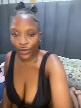 MrsMxx25 online show from October 12, 2025, 12:09 am