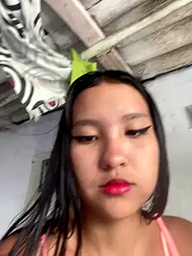 Snapshot of Firuze_Hatunn chatting on September 18, 2025, 3:14 pm Firuze Hatunn online show from September 18, 2025, 3:14 pm