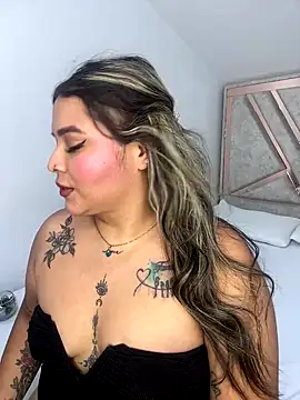 ashley-swift- online show from September 25, 2025, 8:18 am