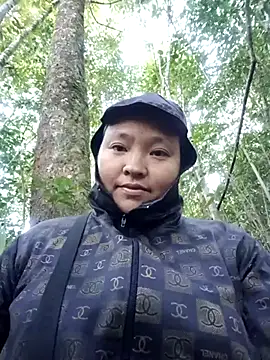 MuiNay online show from December 15, 2025, 8:29 am