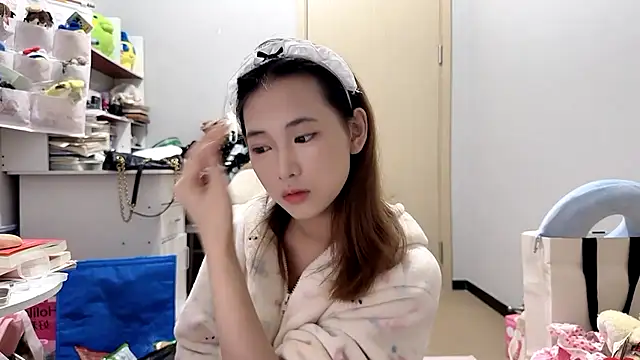 Ann-cookie online show from May 14, 2026, 3:19 pm