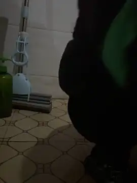 crhong666 online show from February 24, 2026, 12:52 am