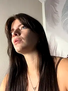 kimberlyy77 online show from September 11, 2025, 6:35 am