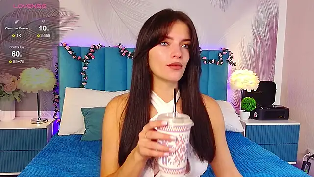 kimberlyy77 online show from September 18, 2025, 6:26 am