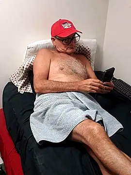 pareja-40-20 online show from March 6, 2026, 6:37 pm