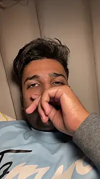 the Shinchanxh online show from November 12, 2025, 2:01 am