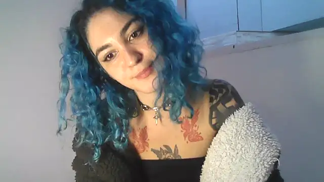 peetitefairy online show from May 16, 2026, 10:36 am