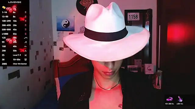 DannyPhantom555 online show from December 22, 2025, 9:34 pm