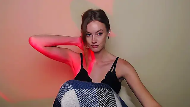 Snapshot of RoxySami_ chatting on October 7, 2025, 2:47 pm RoxySami online show from October 7, 2025, 2:47 pm