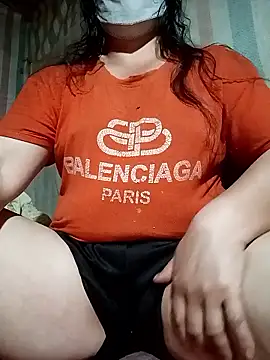 Snapshot of Love-Mama33 chatting on March 17, 2026, 11:46 am Love-Mama33 online show from March 17, 2026, 11:46 am