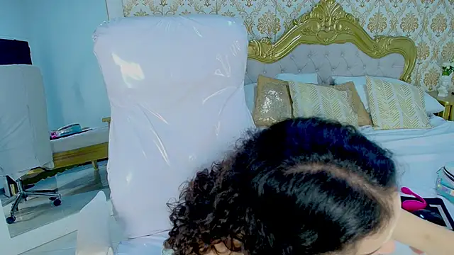 JessB  online show from October 16, 2025, 8:10 pm