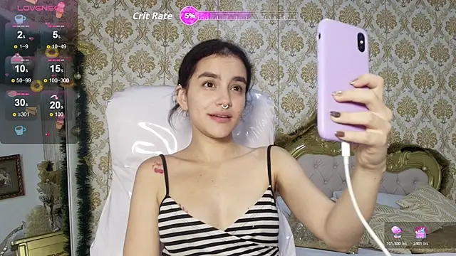 JessB  online show from December 22, 2025, 7:33 pm