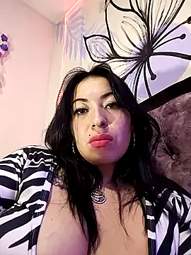 angelicroose2 online show from September 22, 2025, 6:48 am