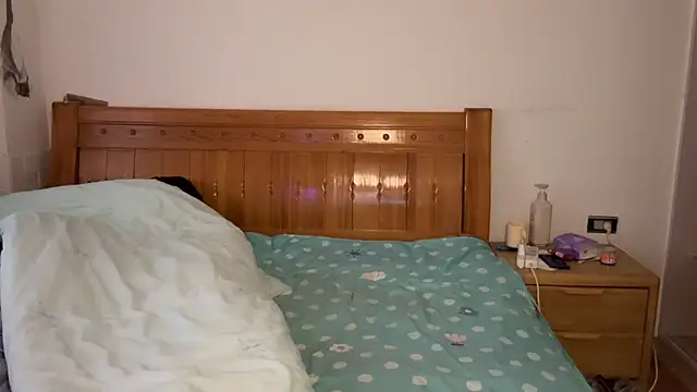 Snapshot of w5206t chatting on October 29, 2025, 7:32 am w5206t online show from October 29, 2025, 7:32 am