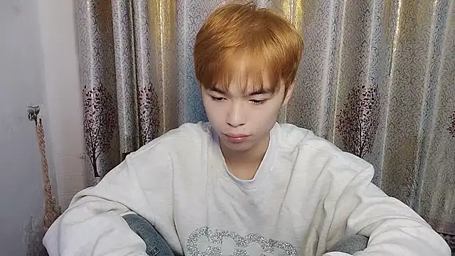 Snapshot of w5206t chatting on November 30, 2025, 10:30 am w5206t online show from November 30, 2025, 10:30 am