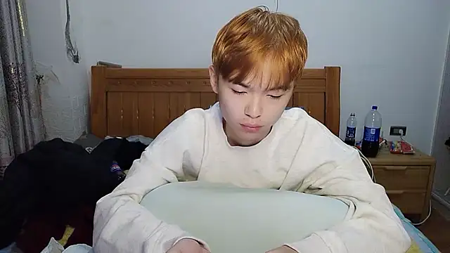 Snapshot of w5206t chatting on December 1, 2025, 11:59 am w5206t online show from December 1, 2025, 11:59 am