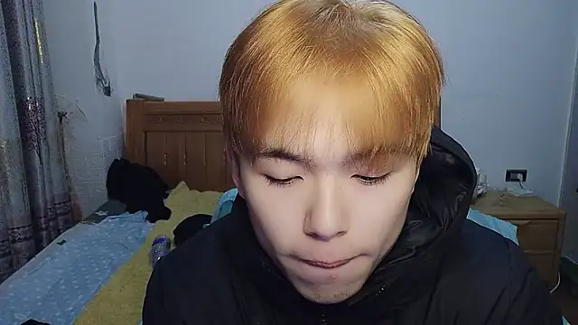 Snapshot of w5206t chatting on December 5, 2025, 5:42 pm w5206t online show from December 5, 2025, 5:42 pm