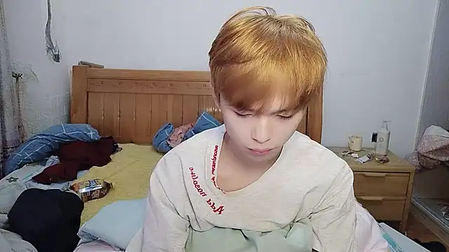 Snapshot of w5206t chatting on December 15, 2025, 12:48 am w5206t online show from December 15, 2025, 12:48 am