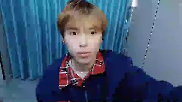 Snapshot of w5206t chatting on April 3, 2026, 6:55 am w5206t online show from April 3, 2026, 6:55 am