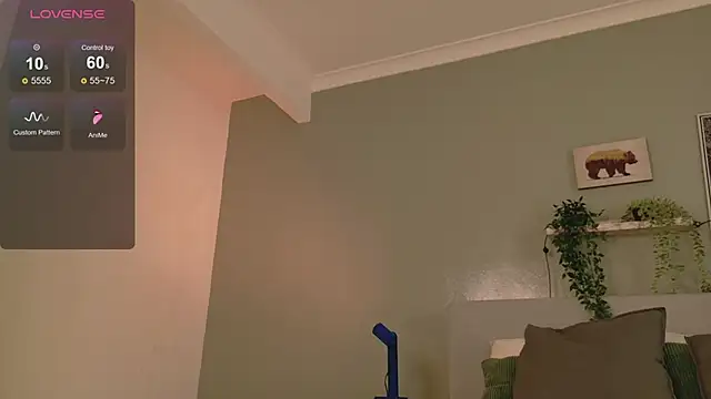 Nickifox   online show from October 10, 2025, 7:46 pm