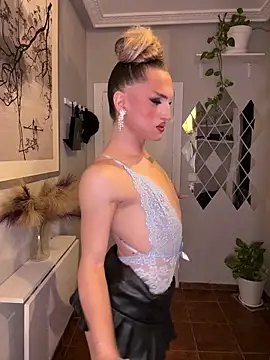 lacattiva online show from October 8, 2025, 8:28 pm