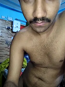Snapshot of Drakyguy chatting on December 4, 2025, 2:37 pm Drakyguy online show from December 4, 2025, 2:37 pm
