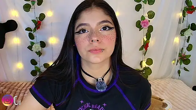 cutee andrea online show from February 16, 2026, 2:29 am