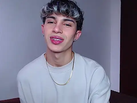 john vichenso online show from November 6, 2025, 9:05 pm