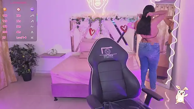 ZURY TAY online show from December 1, 2025, 11:48 am