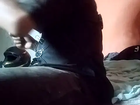 Snapshot of Hay-Viene-El-Huyy chatting on September 9, 2025, 12:43 am Hay-Viene-El-Huyy online show from September 9, 2025, 12:43 am