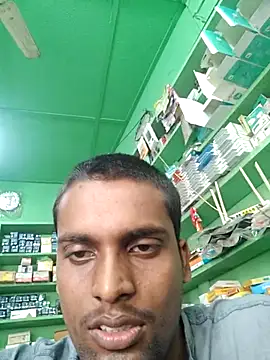 bikiiaa online show from November 3, 2025, 9:32 am