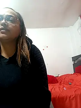 Lady 16 online show from October 16, 2025, 12:00 am