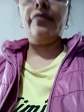 Lady 16 online show from November 28, 2025, 2:03 am