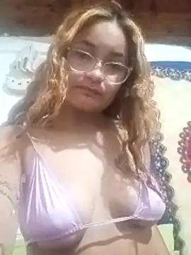 LoveaLust online show from November 12, 2025, 1:17 am