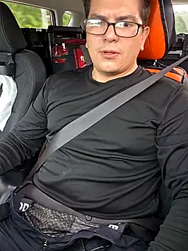 Snapshot of lucho8690 chatting on September 9, 2025, 9:03 pm lucho8690 online show from September 9, 2025, 9:03 pm