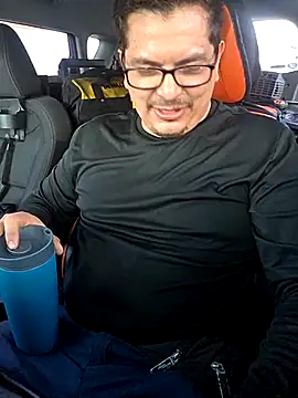 Snapshot of lucho8690 chatting on October 24, 2025, 9:11 pm lucho8690 online show from October 24, 2025, 9:11 pm