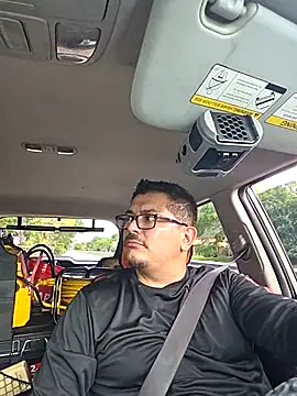 lucho8690 online show from April 20, 2026, 9:16 pm