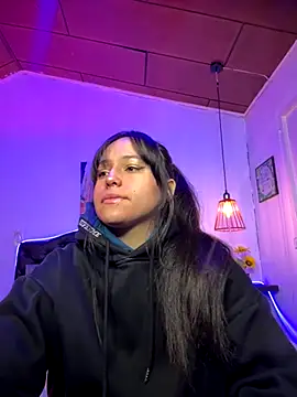 Eymmy 24 online show from October 16, 2025, 2:56 am