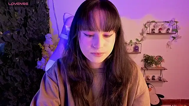 Eymmy 24 online show from April 15, 2026, 1:34 am