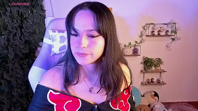 Eymmy 24 online show from May 20, 2026, 1:45 am