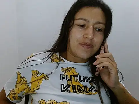 SarahFriendly online show from July 21, 2026, 11:23 am