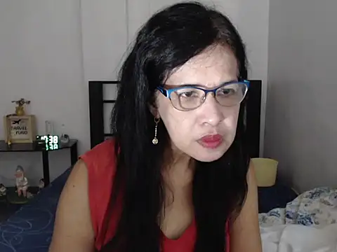 Prettysweetmum online show from October 1, 2025, 2:39 am