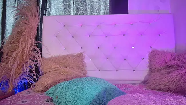 Snapshot of tatixxxvega chatting on July 1, 2026, 5:56 pm tatixxxvega online show from July 1, 2026, 5:56 pm