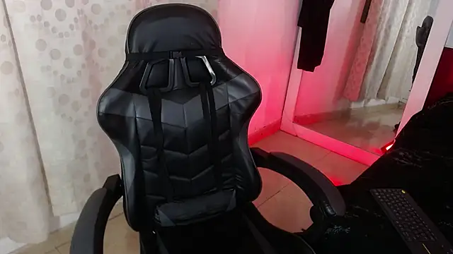 merly chica online show from September 23, 2025, 1:03 pm