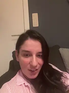 Snapshot of hottyFcup chatting on October 21, 2025, 6:30 pm hottyFcup online show from October 21, 2025, 6:30 pm