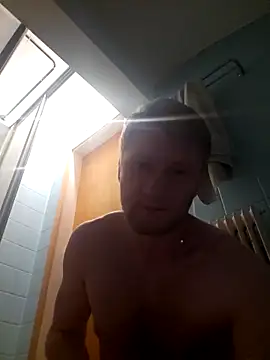 Snapshot of Emans6699 chatting on March 15, 2026, 10:38 pm Emans6699 online show from March 15, 2026, 10:38 pm