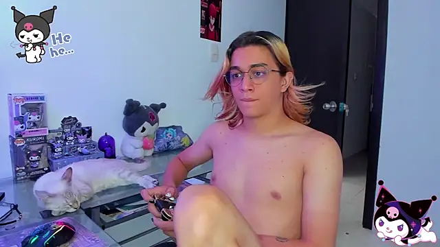 KeitaMoon online show from October 12, 2025, 4:17 pm